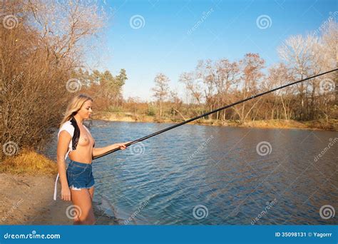 naked women fishing